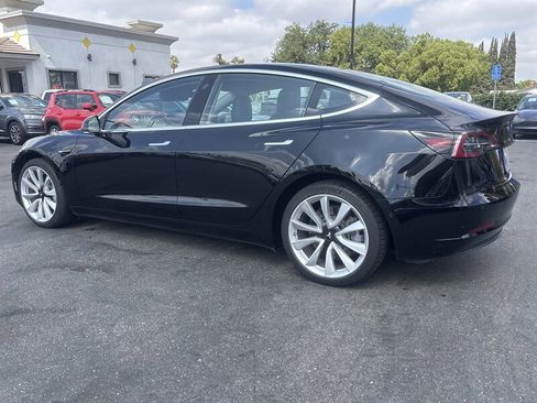 Used 2018 Tesla Model 3 image 6