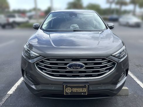 Certified 2023 Ford Edge Titanium AWD/4WD image 11