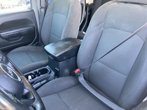 Used 2022 Jeep Gladiator Sport AWD/4WD image 14