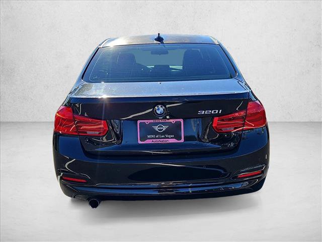 Used 2016 BMW 320i Sedan RWD image 7