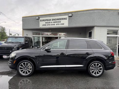 Used 2017 Audi Q7 3.0T Premium Plus w/ Premium Plus Package AWD/4WD image 4