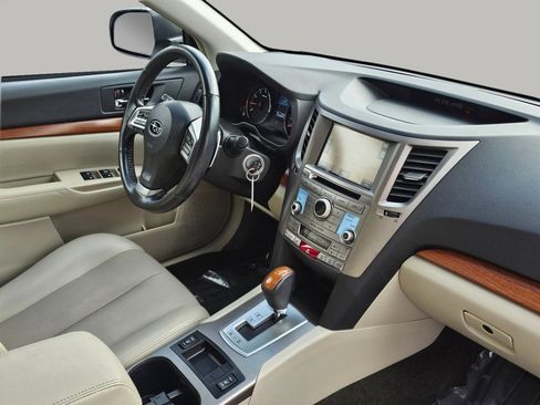 Used 2014 Subaru Outback 2.5i Limited image 26