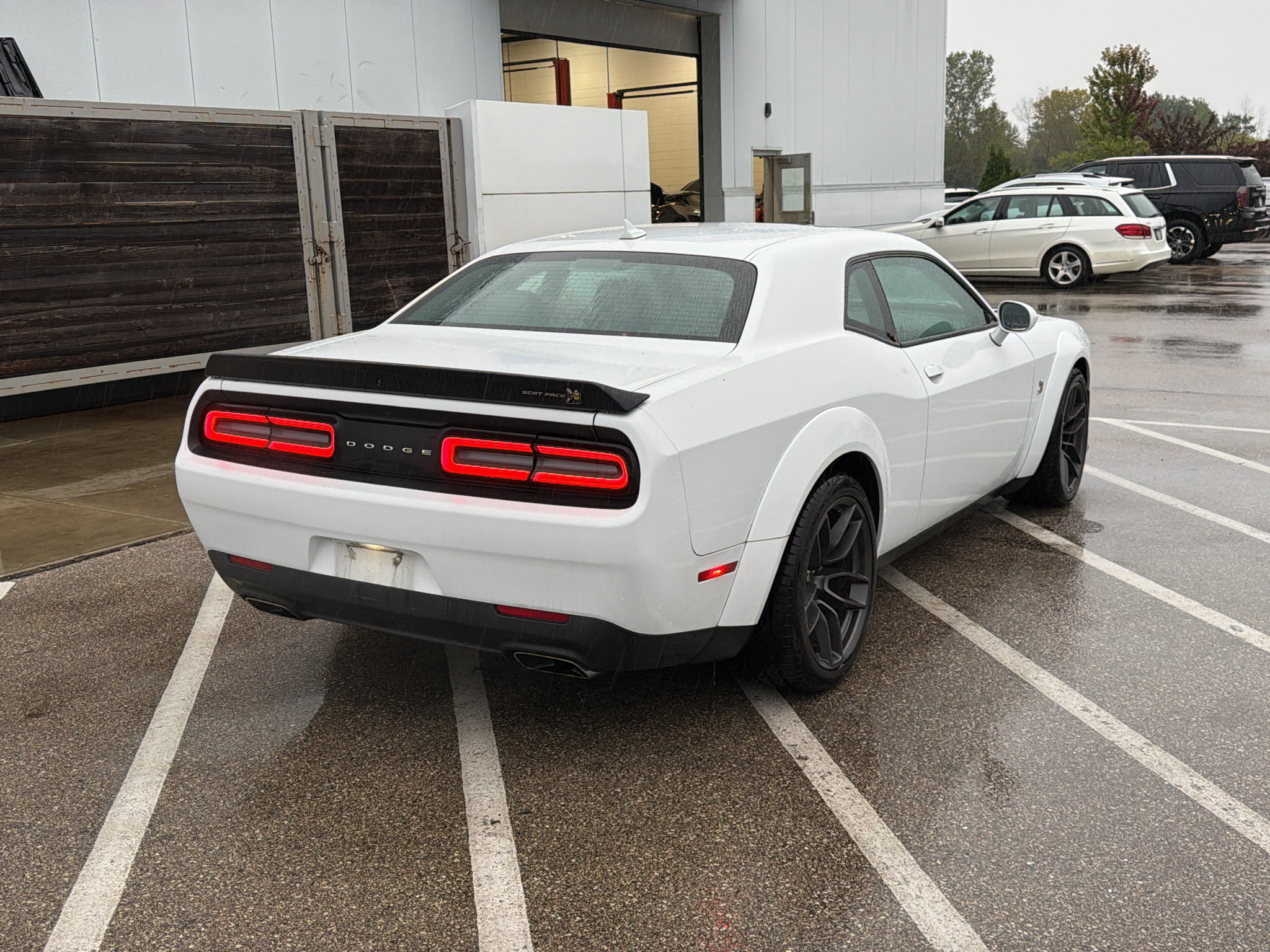 Used 2021 Dodge Challenger R/T Scat Pack RWD image 5