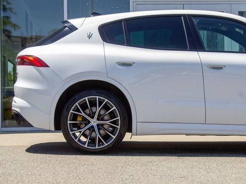 Used 2023 Maserati Grecale GT AWD/4WD image 6