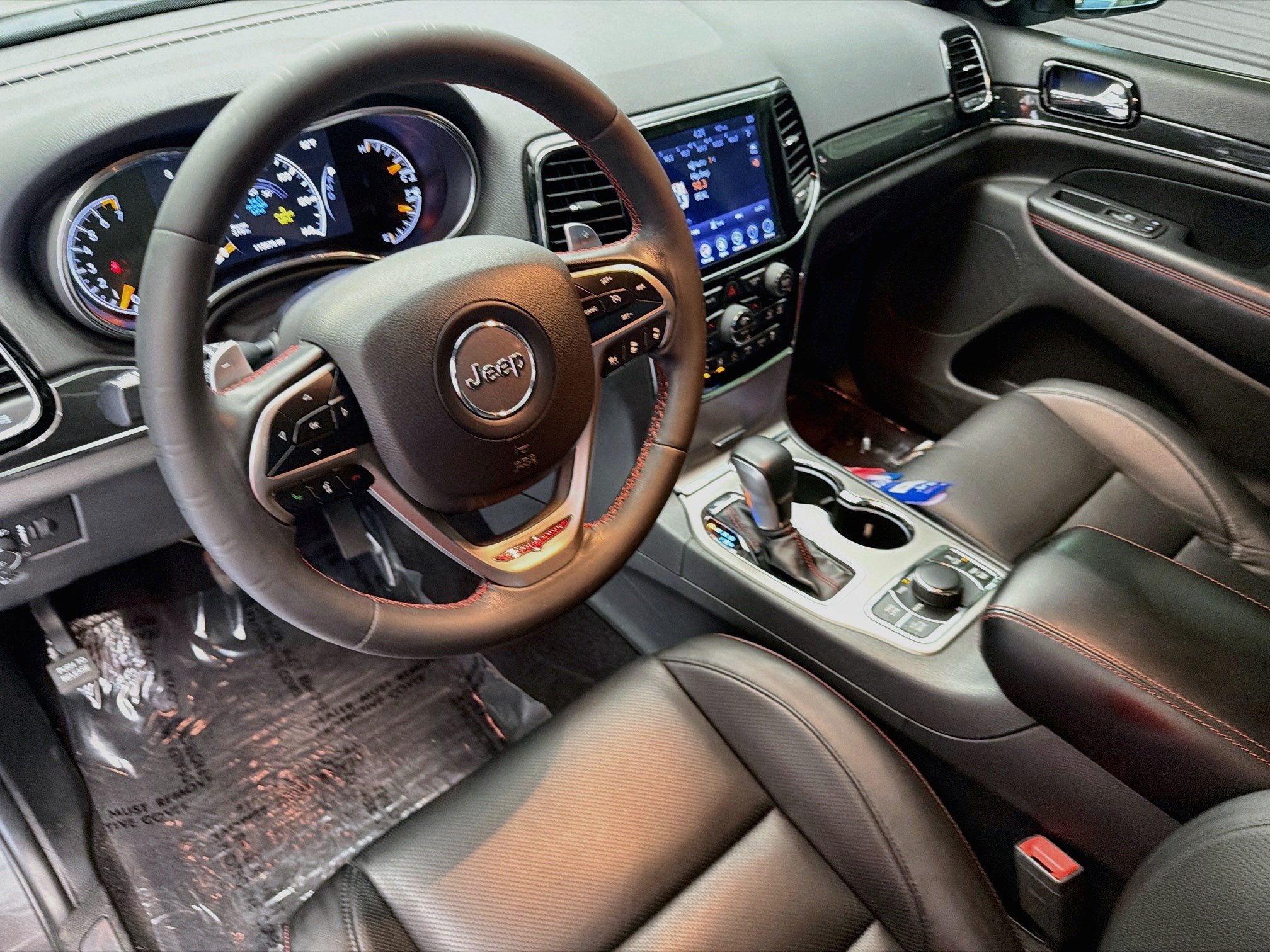 Used 2019 Jeep Grand Cherokee Trailhawk AWD/4WD image 7