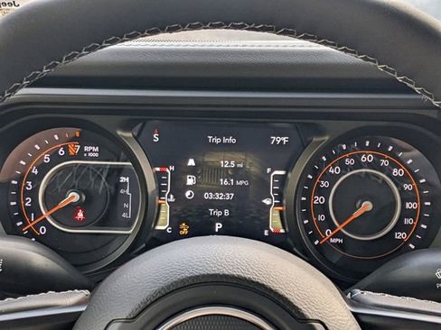 New 2026 Jeep Gladiator Sport AWD/4WD image 19