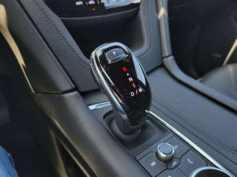 Certified 2025 Cadillac XT5 Luxury FWD image 49