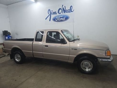 Used 1993 Ford Ranger XLT RWD image 1