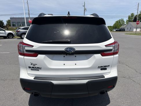 Used 2023 Subaru Ascent Onyx Edition AWD/4WD image 4