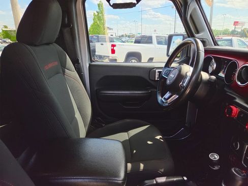 Used 2020 Jeep Gladiator Rubicon AWD/4WD image 37