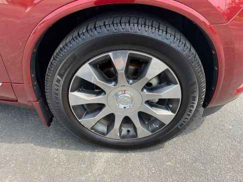 Used 2017 Buick Enclave Premium w/ Experience Buick Package AWD/4WD image 9