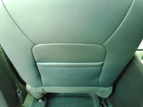 Used 2026 Chevrolet Traverse LT FWD image 31