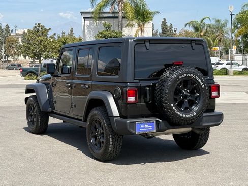 Used 2021 Jeep Wrangler Unlimited Sport AWD/4WD image 5