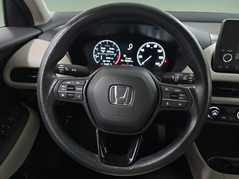 Used 2024 Honda HR-V LX image 10