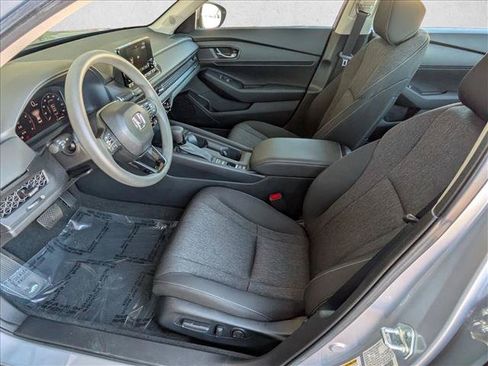 Used 2023 Honda Accord EX image 16