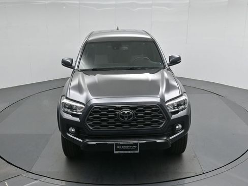 Used 2020 Toyota Tacoma TRD Off-Road w/ Technology Package image 35