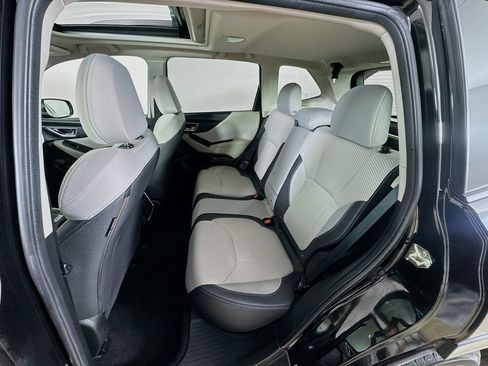 Used 2020 Subaru Forester Premium image 23