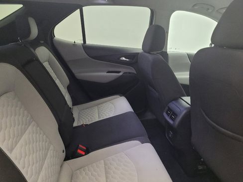 Used 2020 Chevrolet Equinox LS w/ LS Convenience Package FWD image 19
