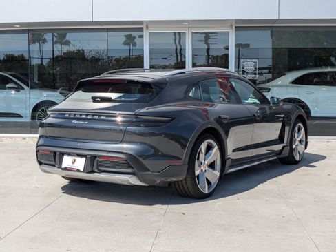 New 2024 Porsche Taycan 4 Cross Turismo AWD/4WD image 9