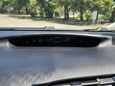 Used 2012 Toyota Prius Two FWD image 15