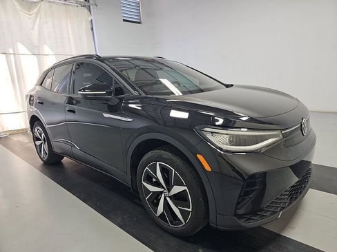 Used 2023 Volkswagen ID.4 Pro S image 3