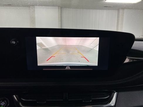 Certified 2024 Buick Envista Preferred w/ Convenience I Package image 14