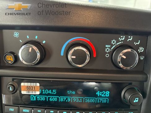 New 2025 Chevrolet Express 3500 Extended w/ Driver Convenience Package image 23