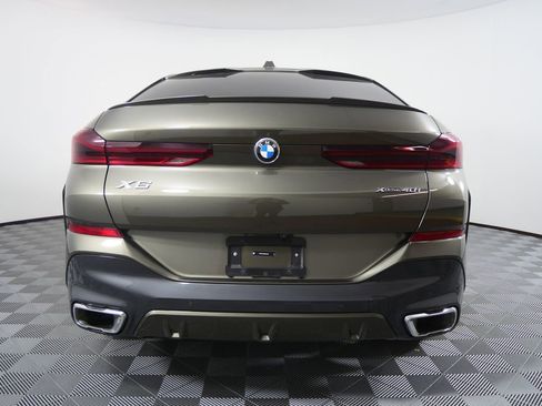 Certified 2025 BMW X6 xDrive40i w/ Premium Package image 4
