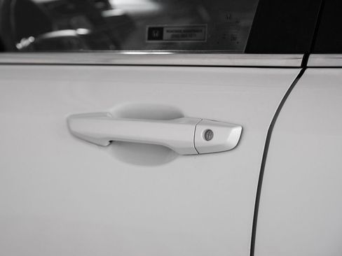 Used 2018 Honda CR-V EX-L image 41