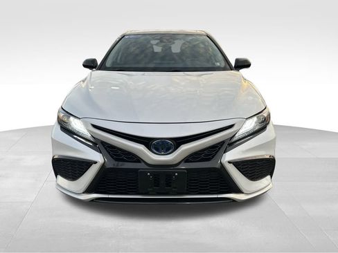 Used 2024 Toyota Camry XSE image 2