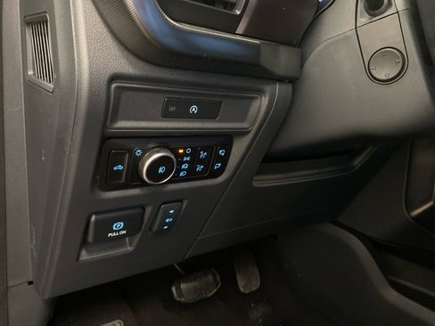 New 2025 Ford F150 Platinum image 17
