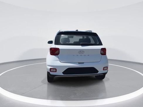 New 2026 Hyundai Venue SEL FWD image 7