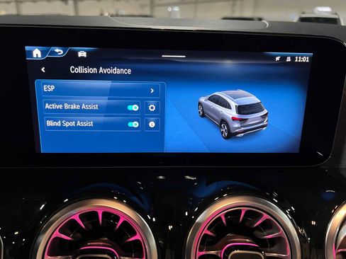 Certified 2025 Mercedes-Benz GLA 250 4MATIC image 34