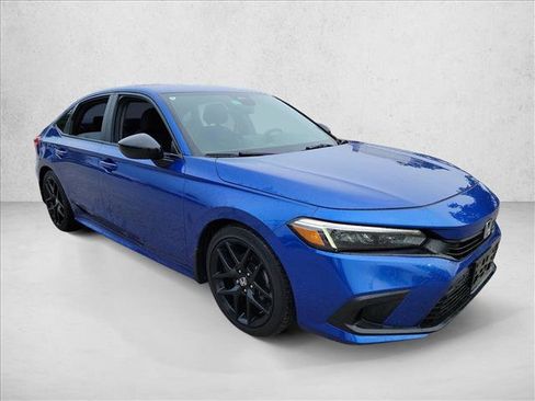 Used 2022 Honda Civic Sport image 3