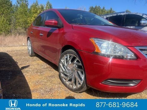 Used 2014 Nissan Sentra S image 5