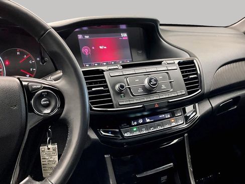 Used 2016 Honda Accord Sport image 6