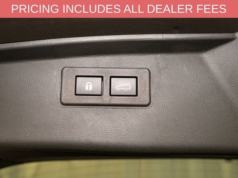 Used 2025 Subaru Outback Premium w/ Popular Package #1A AWD/4WD image 6