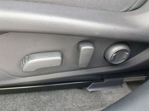 Certified 2025 Subaru Crosstrek 2.5i Sport w/ Popular Package #3A image 19