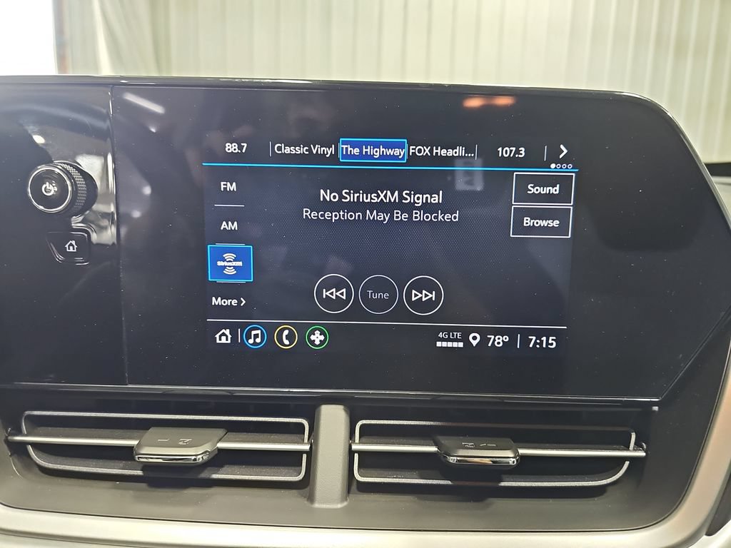 Used 2024 Chevrolet Trax LS FWD image 21