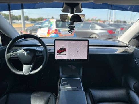 Used 2021 Tesla Model Y Long Range AWD/4WD image 12