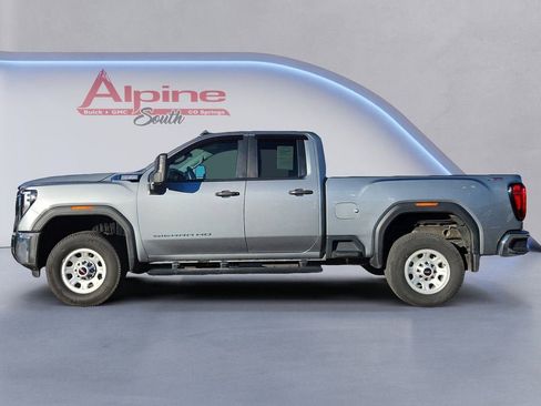 Used 2024 GMC Sierra 2500 Pro image 2