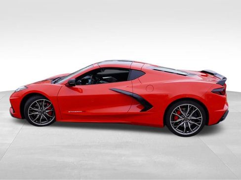 Used 2024 Chevrolet Corvette Stingray Premium Cpe w/ Z51 Performance Package image 9