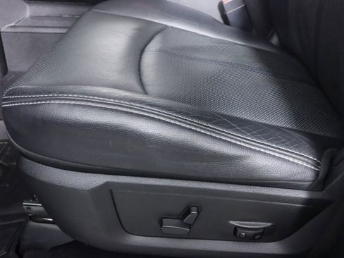 Used 2018 RAM 1500 Sport image 29