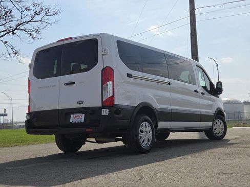 Used 2024 Ford Transit 350 XLT image 13