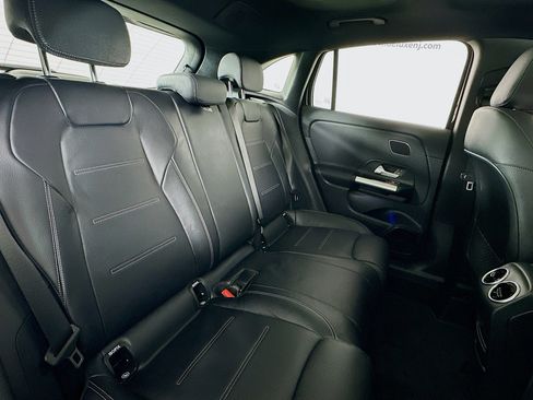 Used 2024 Mercedes-Benz GLA 35 AMG 4MATIC image 27