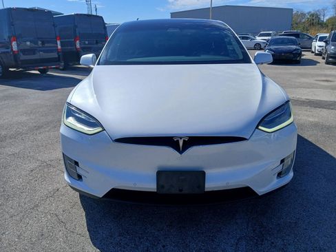 Used 2017 Tesla Model X 75D image 5