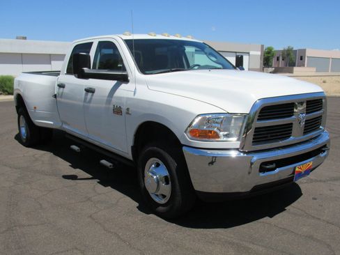 Used 2012 RAM 3500 ST w/ Chrome Appearance Group image 4