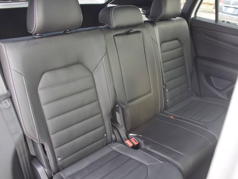 New 2026 Volkswagen Atlas Cross Sport SEL image 36