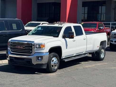 Used 2015 GMC Sierra 3500 SLE w/ SLE Preferred Package AWD/4WD image 1