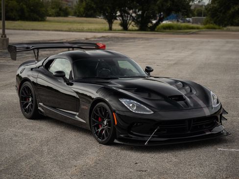 Used 2017 Dodge Viper GTC w/ ACR Package RWD image 4
